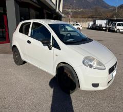 Auto - Fiat grande punto 1.3mjt 75 3p.van actual 2pt