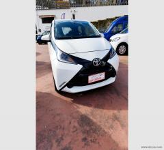 Auto - Toyota aygo 1.0 vvt-i 69 cv 5p. x-play