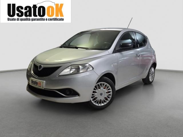 Lancia ypsilon 1.2 69 cv 5p. gpl silver