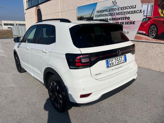 Auto - Volkswagen t-cross 1.0 tsi sport