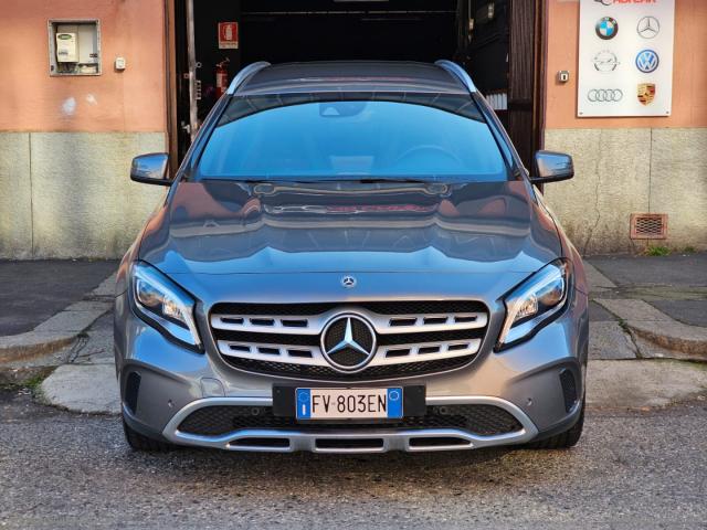 Auto - Mercedes-benz gla 180 sport