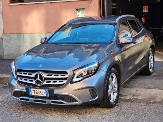 Auto - Mercedes-benz gla 180 sport