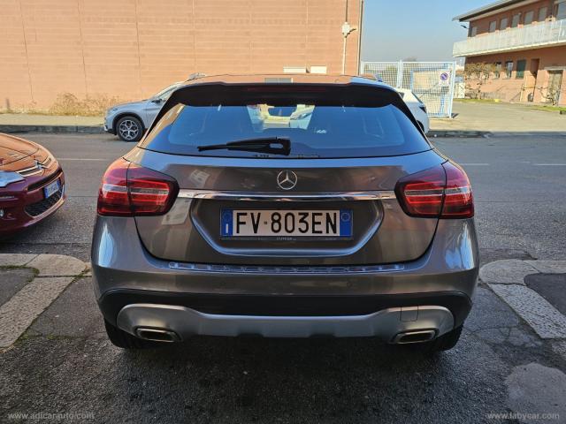 Auto - Mercedes-benz gla 180 sport