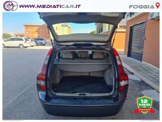 Auto - Volvo v50 2.0 d summum