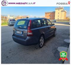 Auto - Volvo v50 2.0 d summum