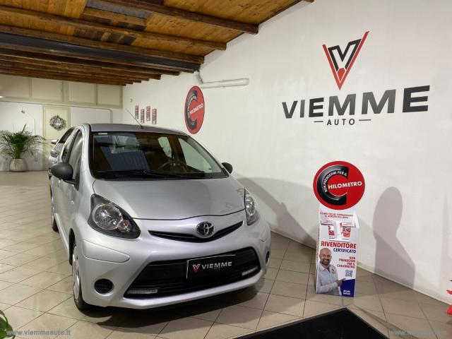 Auto - Toyota aygo 1.0 12v vvt-i 5p. tobasco