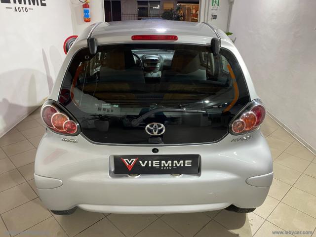 Auto - Toyota aygo 1.0 12v vvt-i 5p. tobasco