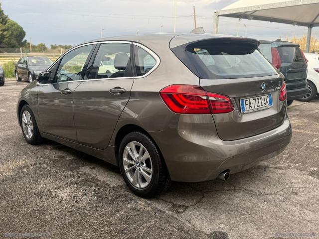 Auto - Bmw 216d active tourer luxury