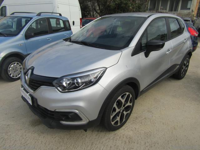 Auto - Renault captur tce 12v 90 cv business