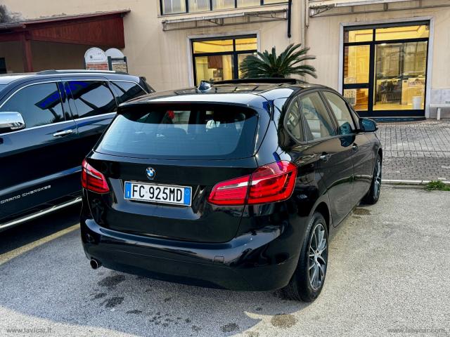 Auto - Bmw 218d active tourer sport