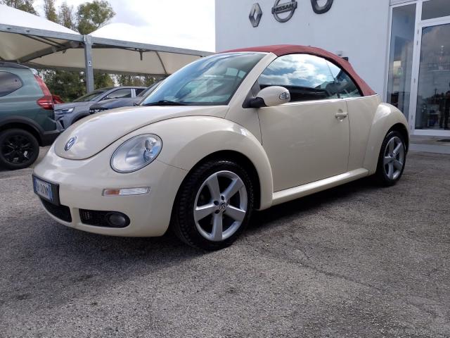 Volkswagen new beetle 1.6 gpl cabrio