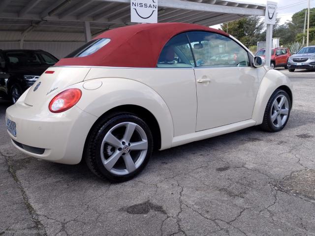 Auto - Volkswagen new beetle 1.6 gpl cabrio