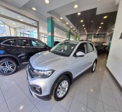 Auto - Volkswagen t-cross 1.6 tdi dsg style bmt