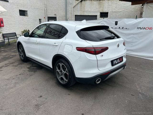 Auto - Alfa romeo stelvio 2.2 t.diesel 210cv at8 q4 b-tech