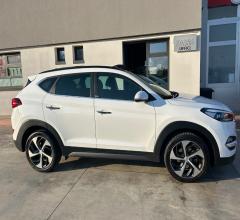 Auto - Hyundai tucson 1.7 crdi xpossible