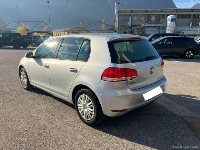 Auto - Volkswagen golf 1.6 5p. trendline