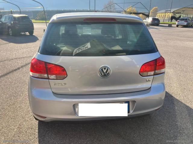 Auto - Volkswagen golf 1.6 5p. trendline