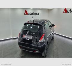 Auto - Lancia ypsilon 1.0 firefly 5p.s&s hybrid silver