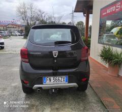 Auto - Dacia sandero stepway 1.5 dci 8v 90 cv s&s