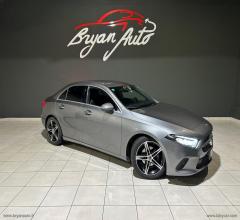 Auto - Mercedes-benz a 180 d automatic 4p. premium