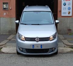 Auto - Volkswagen touran 2.0 tdi 140 cv highline 7 posti