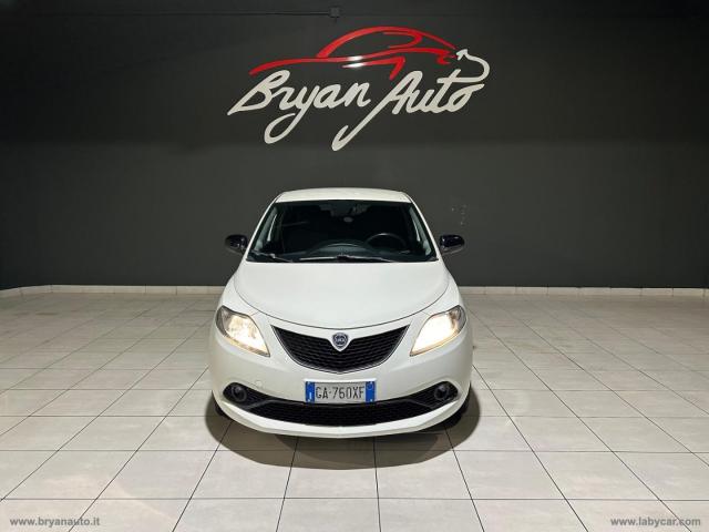 Auto - Lancia ypsilon 1.0 firefly 5p.s&s hyb. eco gold