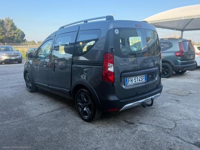 Auto - Dacia dokker stepway 1.5 dci 8v 90 cv s&s