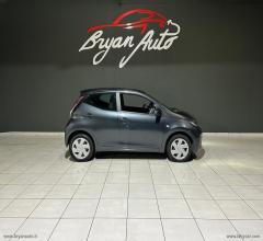 Auto - Toyota aygo 1.0 vvt-i 69 cv 5p. x-black tss