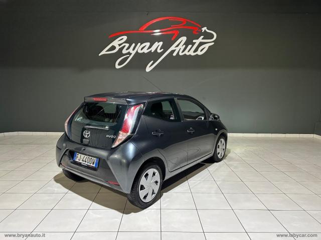 Auto - Toyota aygo 1.0 vvt-i 69 cv 5p. x-black tss