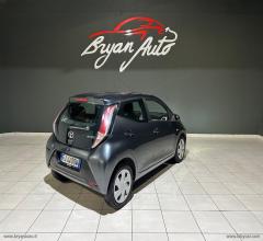 Auto - Toyota aygo 1.0 vvt-i 69 cv 5p. x-black tss