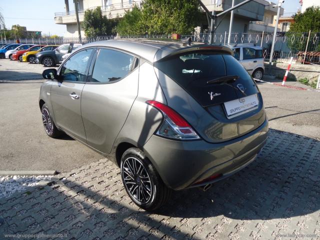 Auto - Lancia ypsilon 1.0 firefly 5p.s&s hyb. eco gold