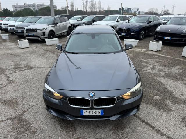 Auto - Bmw 320d touring modern