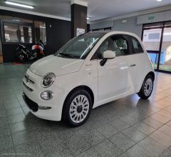 Auto - Fiat 500 1.0 hybrid dolcevita