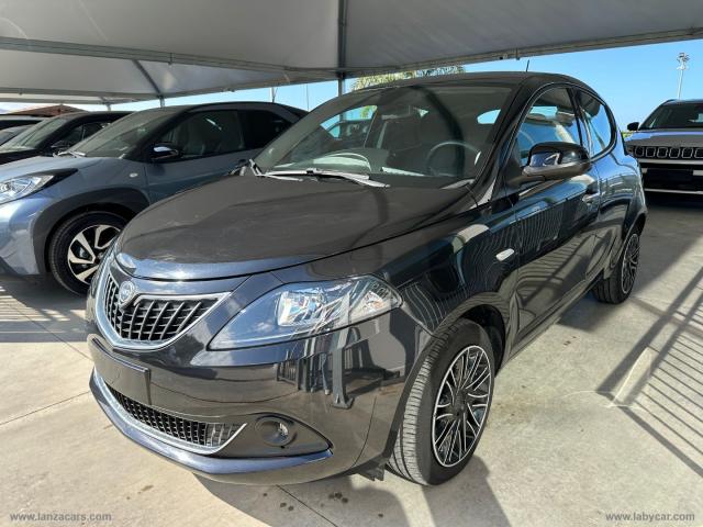 Auto - Lancia ypsilon 1.0 firefly 5p.s&s hybryd gold