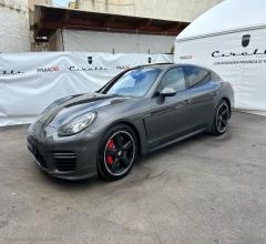 Auto - Porsche panamera 4.8 gts