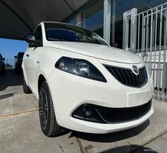 Auto - Lancia ypsilon 1.0 firefly 5p.s&s hybryd gold