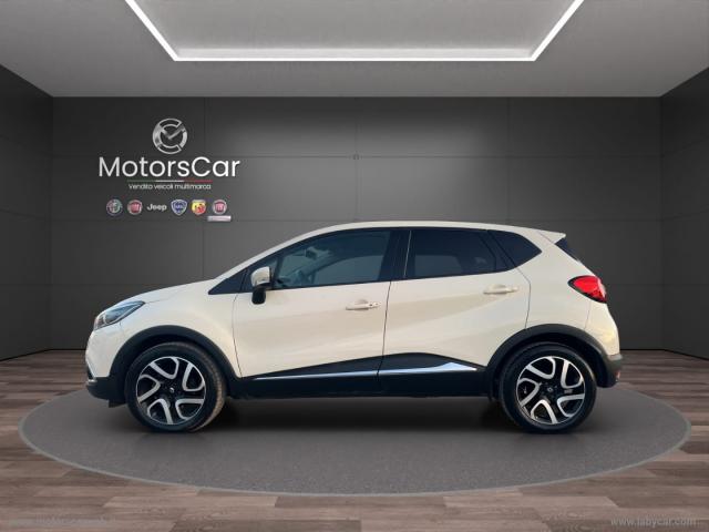 Auto - Renault captur 1.5 dci 8v 90 cv s&s ener. r-link