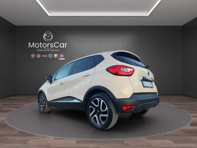 Auto - Renault captur 1.5 dci 8v 90 cv s&s ener. r-link