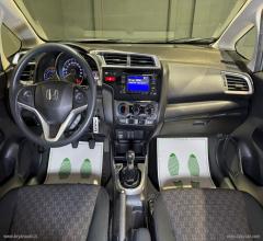 Auto - Honda jazz 1.3 comfort navi adas