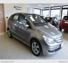 Auto - Mercedes-benz b 200 cdi sport