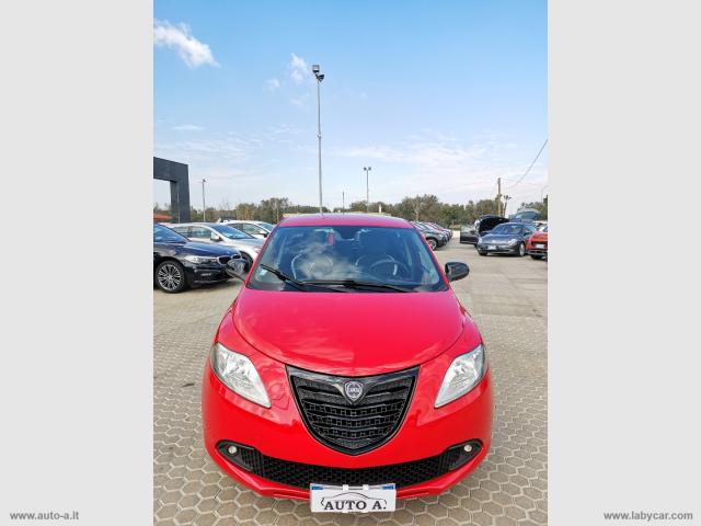 Auto - Lancia ypsilon 1.2 69 cv 5p. gpl ecochic elefantino