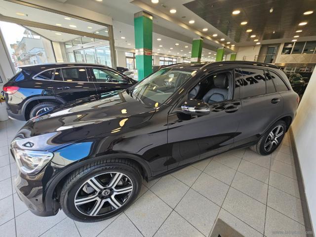 Auto - Mercedes-benz glc 200 d 4matic sport