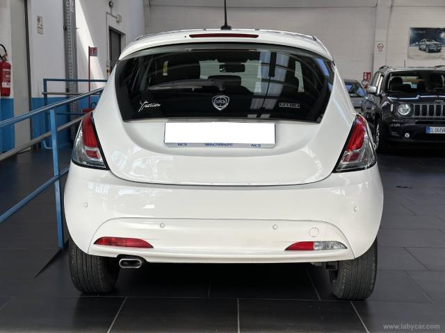 Auto - Lancia ypsilon 1.0 firefly 5p.s&s hyb. eco gold