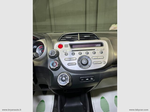 Auto - Honda jazz 1.2 i-vtec elegance