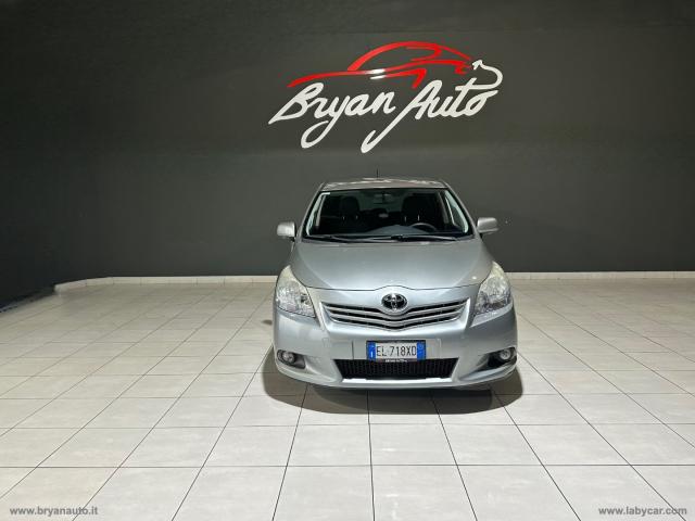 Auto - Toyota verso 1.6 active 7 posti