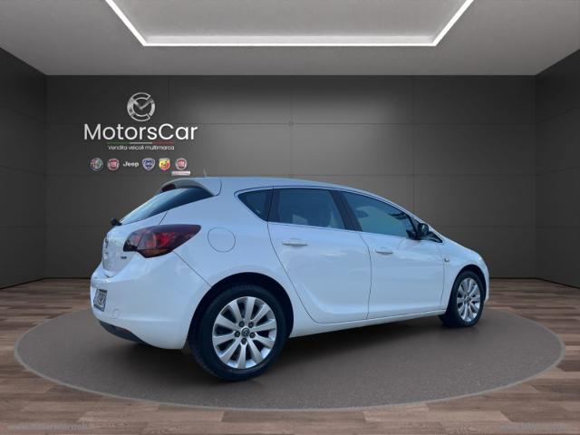 Auto - Opel astra 1.7 cdti 110 cv sw cosmo