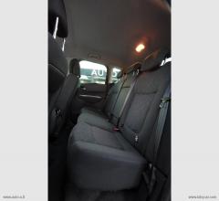 Auto - Peugeot 3008 1.6 hdi 115 cv active