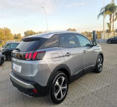 Auto - Peugeot 3008 bluehdi 120 s&s allure