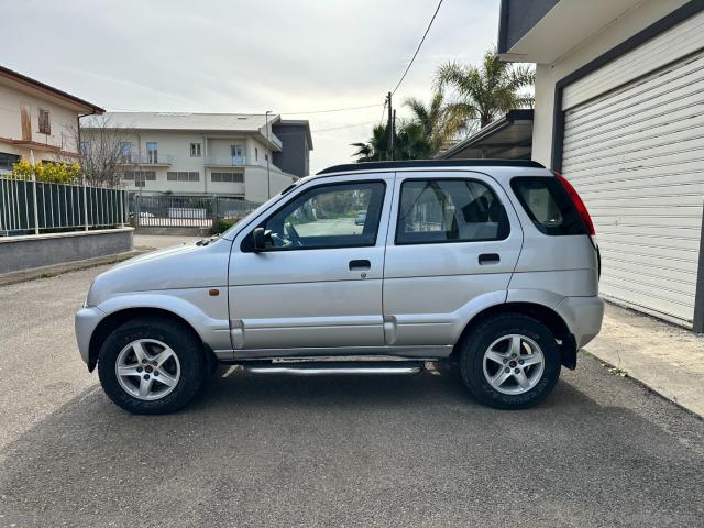 Auto - Daihatsu terios 1.3 16v sx