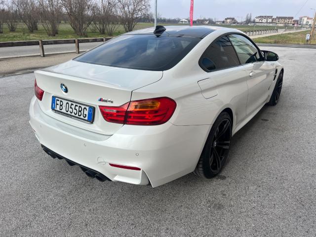 Auto - Bmw m4 coupÃ©